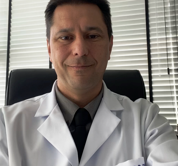  Neurologista Dr. Diego Dozza aborda o tema “Acidente Vascular Encefálico Hemorrágico”