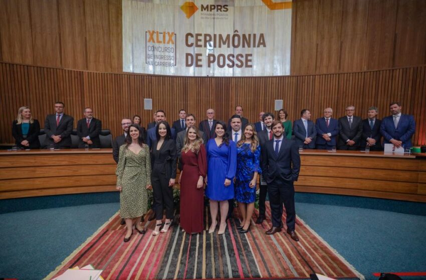  Ministério Público do RS tem posse de novos promotores de justiça