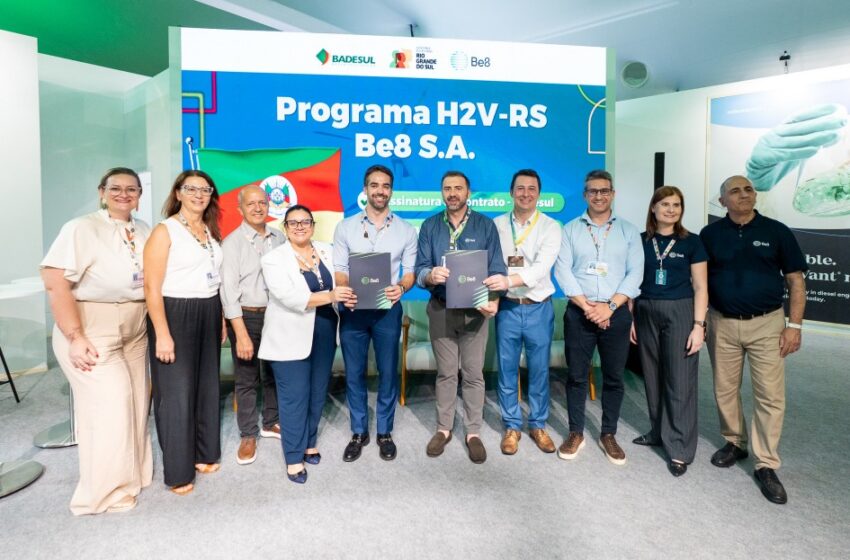  Em Belém, Leite assina contrato com empresa e entrega licença ambiental para primeiro posto de hidrogênio verde do RS
